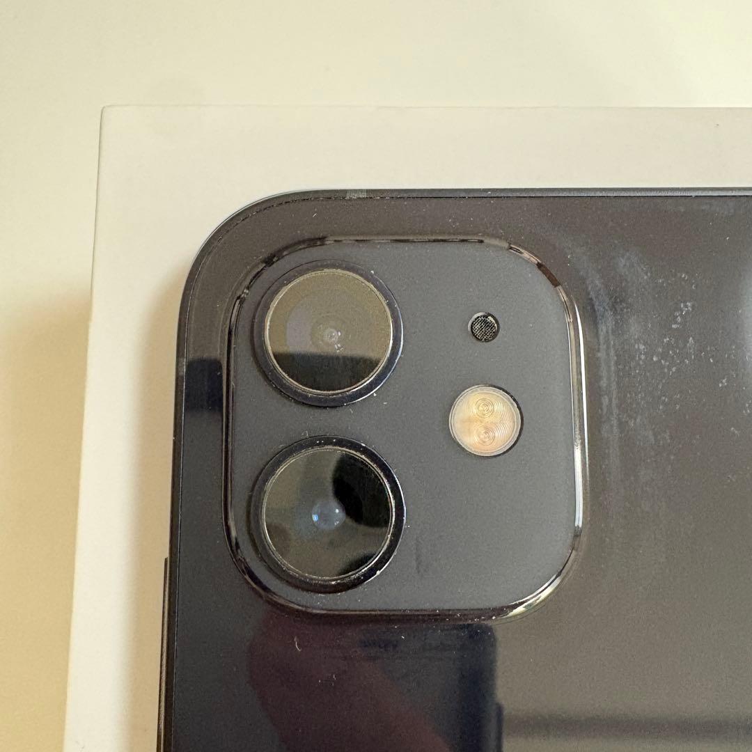 【上美品】iPhone 12 本体 256GB ブラック SIMフリー