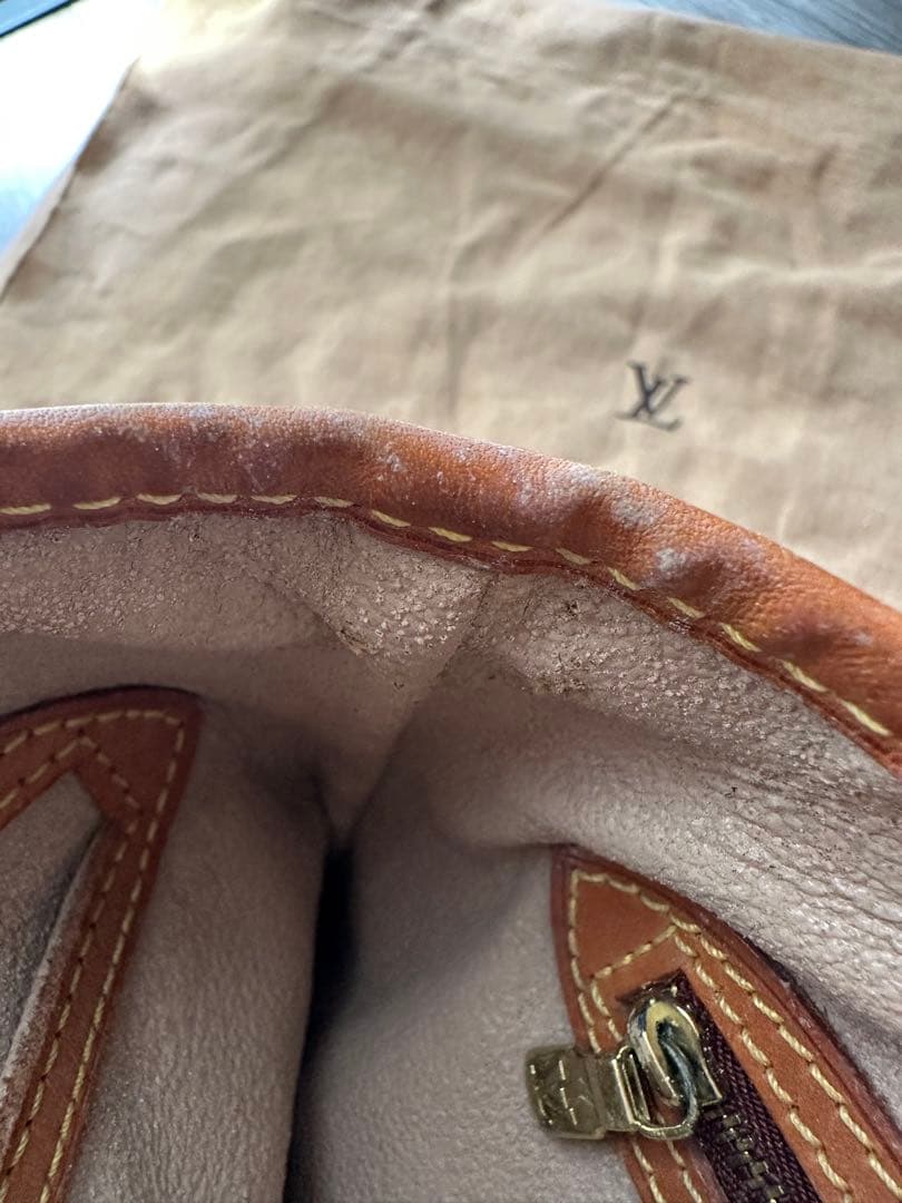 Louis Vuitton トートバッグ ポーチ付き