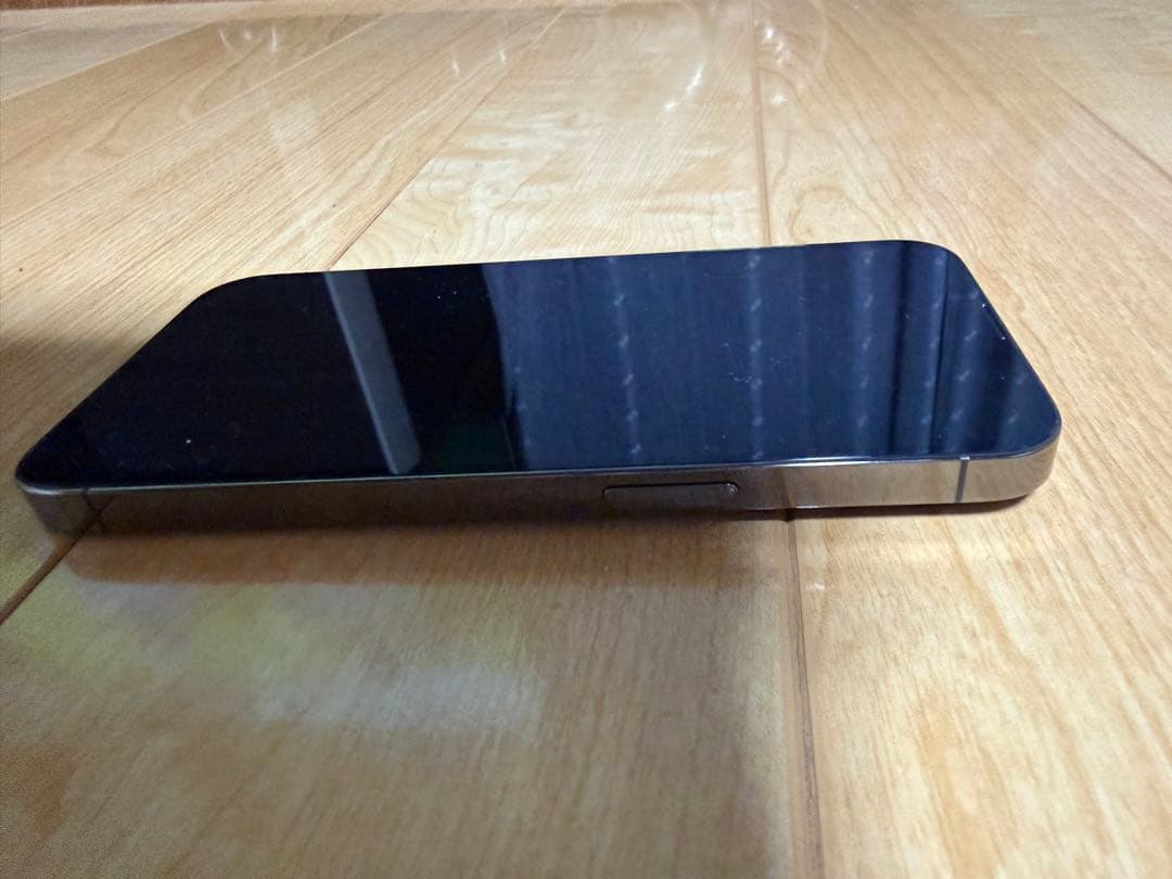 美品 Apple iPhone 13 Pro 1TB グラファイト