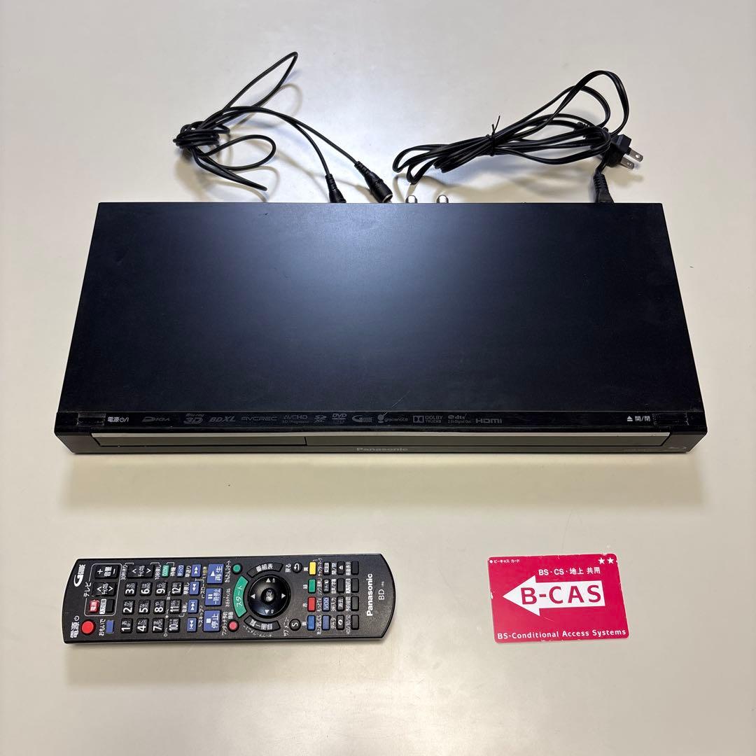 Panasonic ブルーレイレコーダー 本体とリモコン