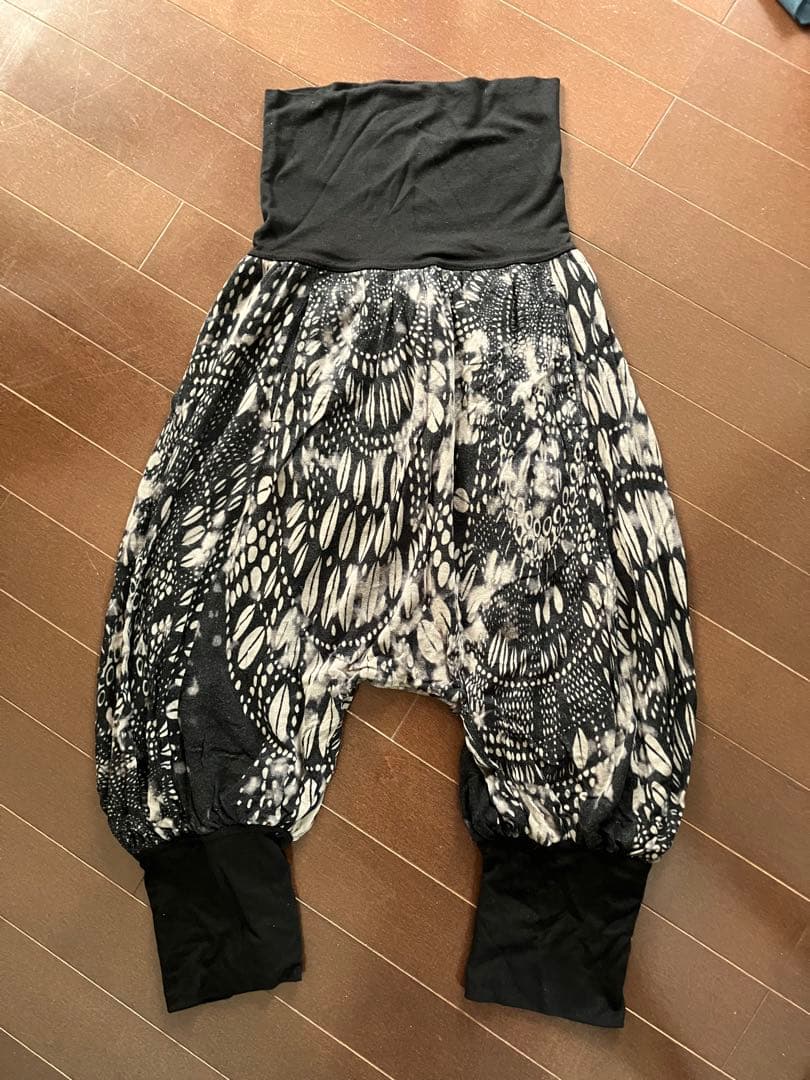 シェアスピリット サルエルパンツ