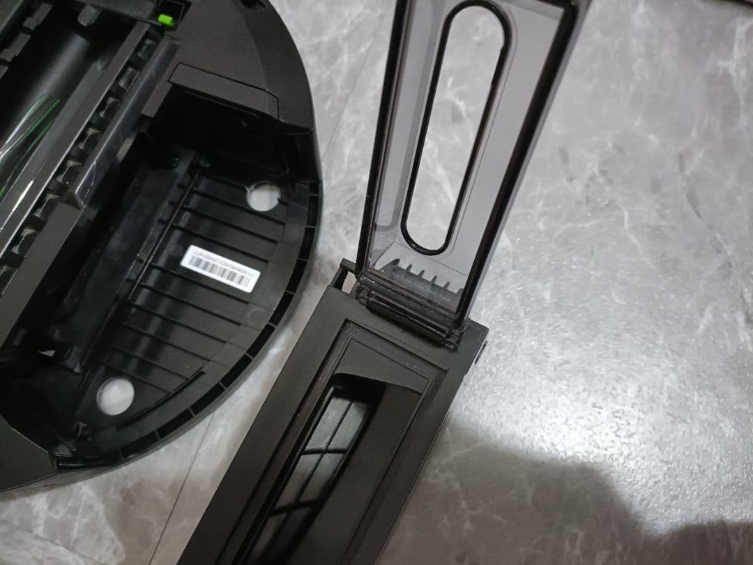 U*2様 iRobot Roomba i7 ルンバ ロボット掃除機本体　　充電器