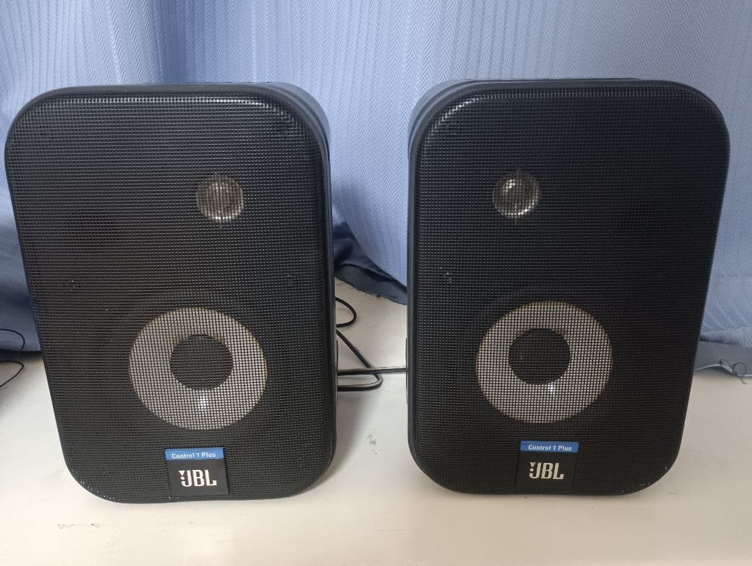 美品JBL control 1 plus 2way小型スピーカーシステム