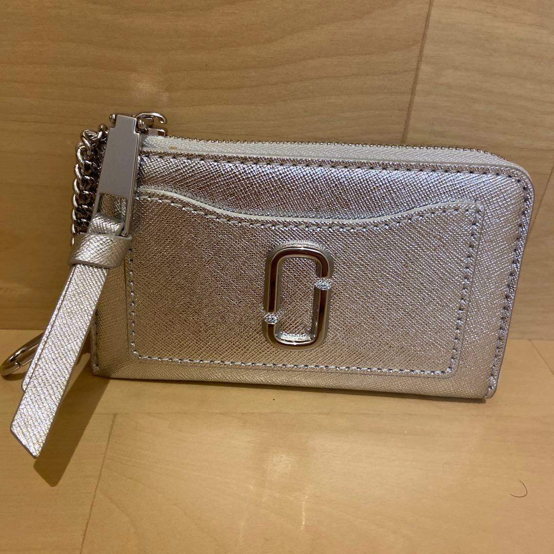 MARC JACOBS メタリック　マルチウォレット