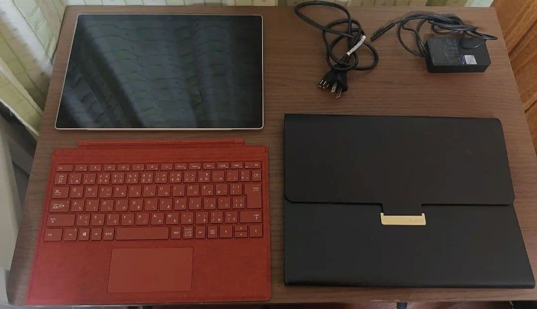 Microsoft　Surface pro 7+ 8gb 512gb