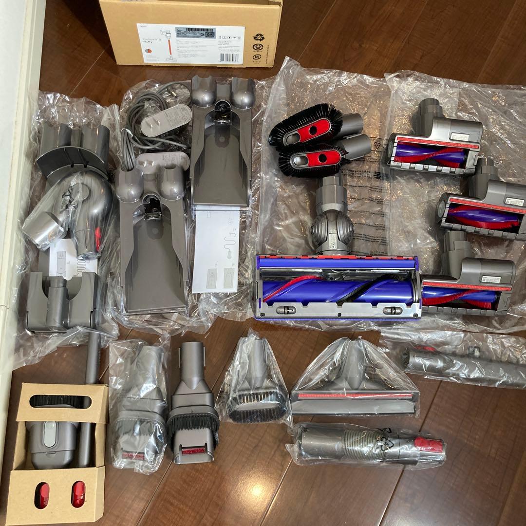 ダイソン　ジャンク品　本体３個 ＋ 未使用パーツ