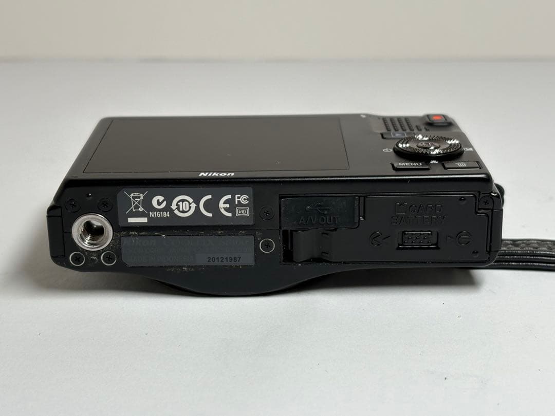 ★実用美品★ ニコン NIKON COOLPIX S8100 バッテリー付き