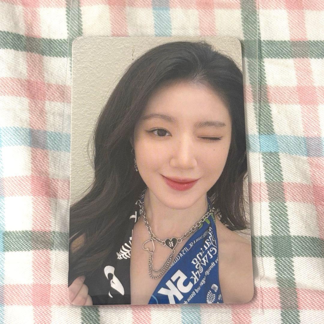 idle gidle　EC限定　トレカ　7000円購入特典　シュファSHUHUA