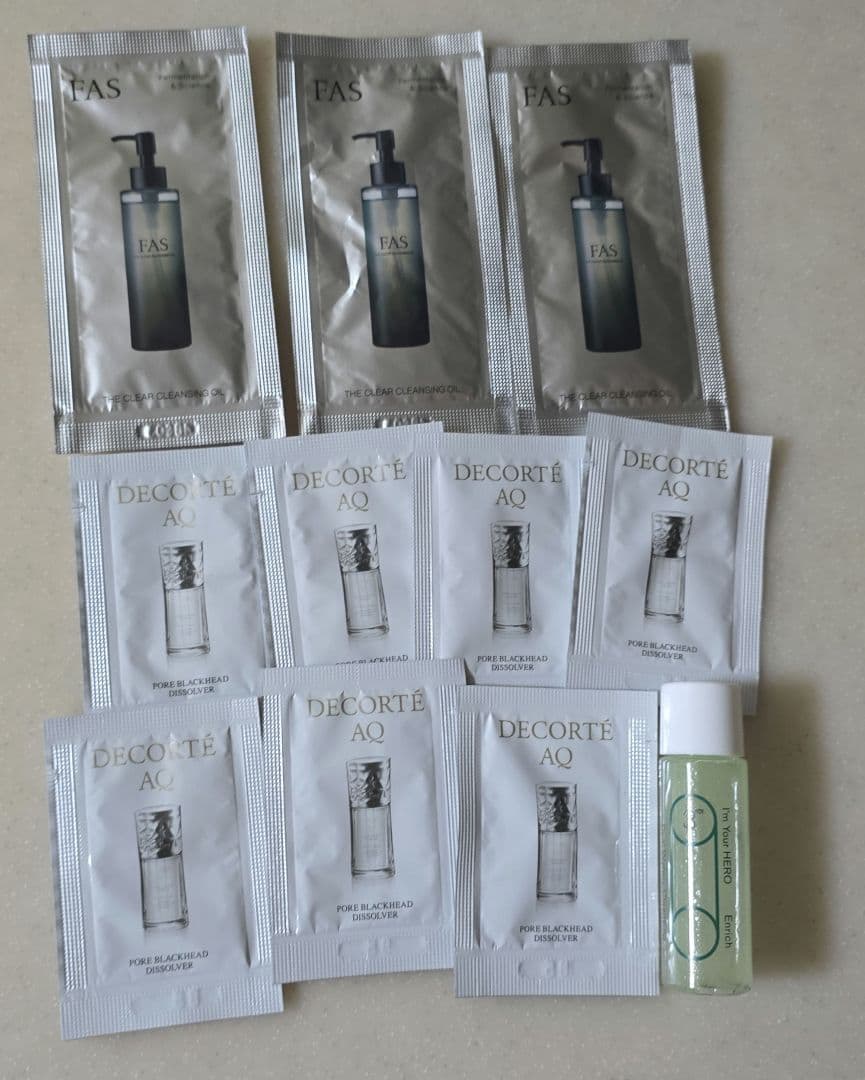 化粧品サンプルなど！まとめ売り330個セット！