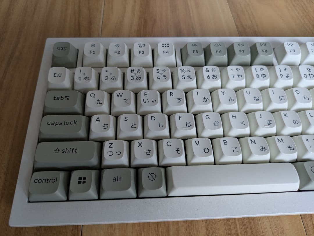 Keychron Q1 Max 日本語配列 バナナ軸 ワイヤレスキーボード 本体