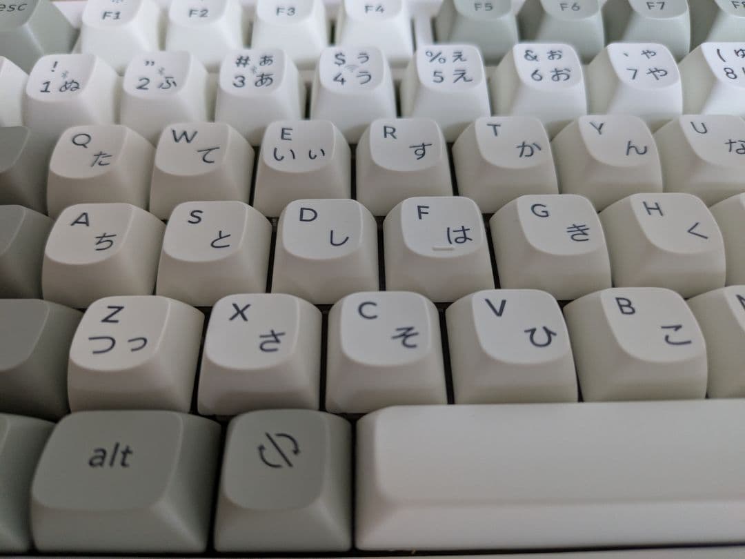 Keychron Q1 Max 日本語配列 バナナ軸 ワイヤレスキーボード 本体