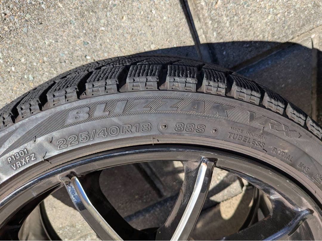 横浜市　225/40R18 スタッドレス　タイヤホイールセット　レクサスISなど