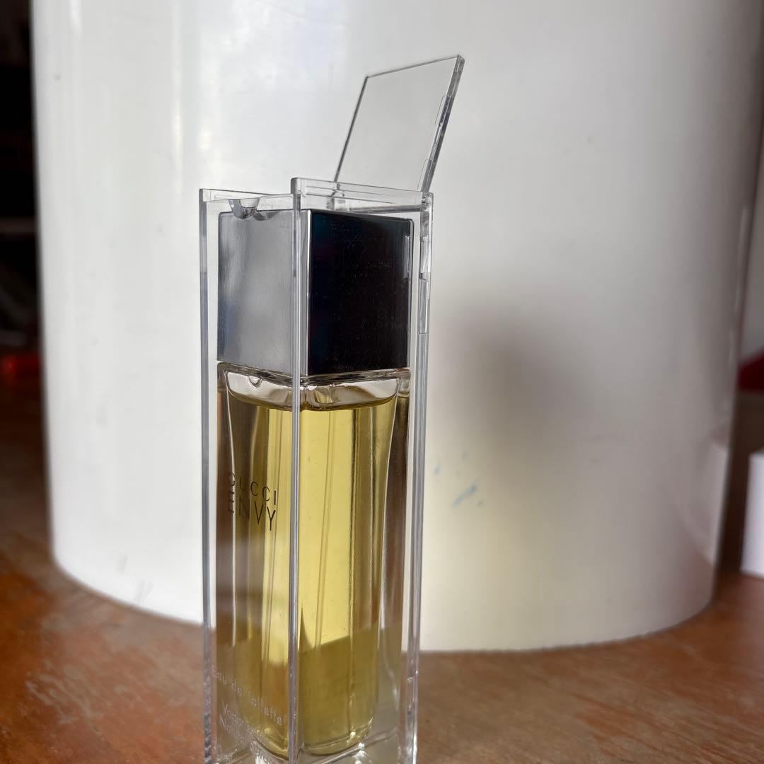 GUCCI ENVY オードトワレ 30ml グッチ　エンヴィ　香水　ケース付き