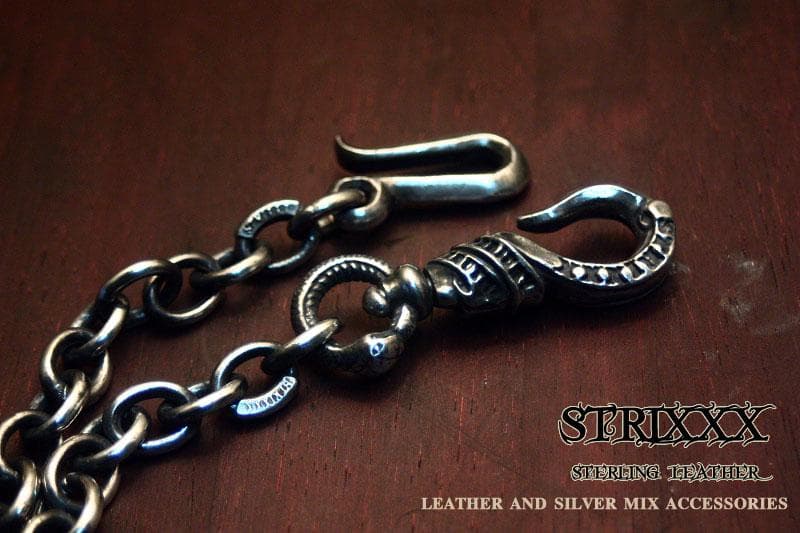 11　あずきウォレットチェーン（アクセント彫刻コマ入り）STRIXXXX