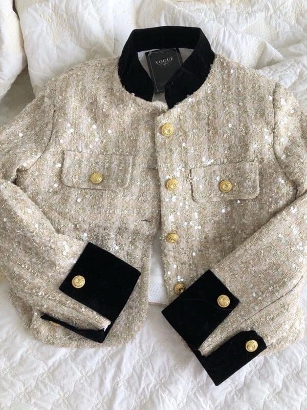 ベージュツイードテーラードジャケット