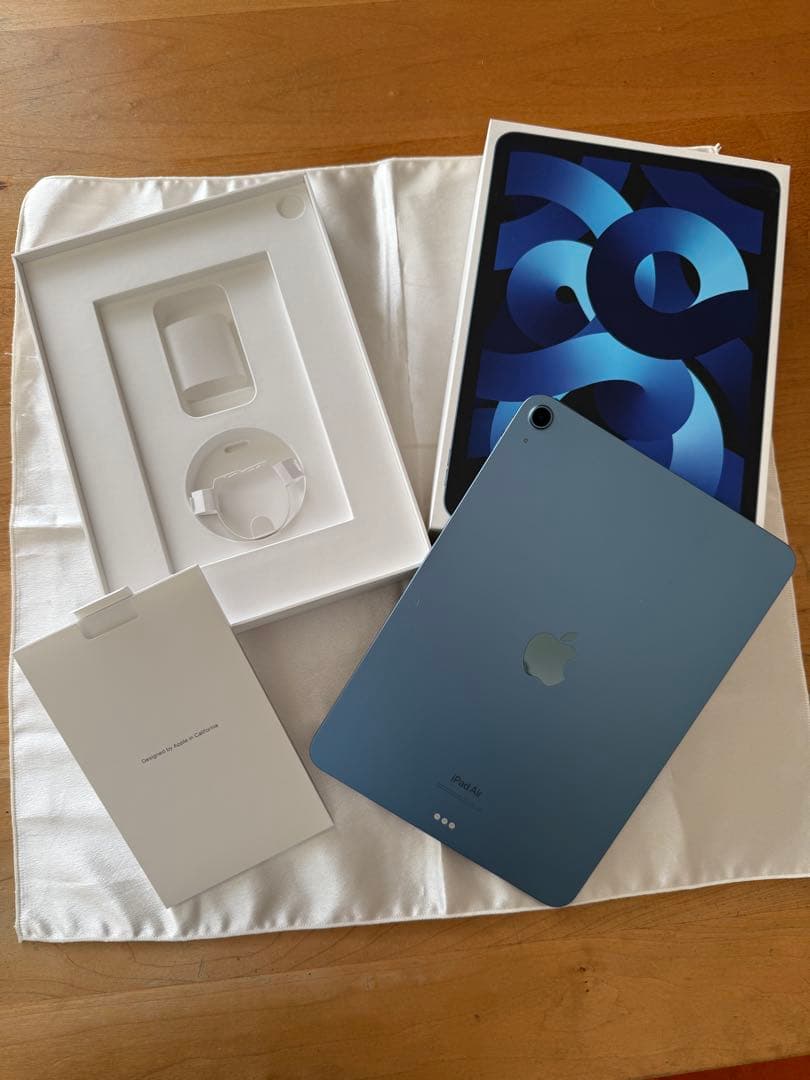 iPad Air (第5世代) 256GB ブルー バッテリー容量100%！