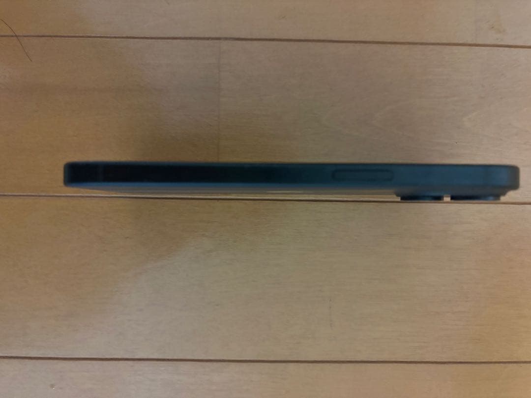 Apple iPhone 15 ブラック 本体　SIMロックなし