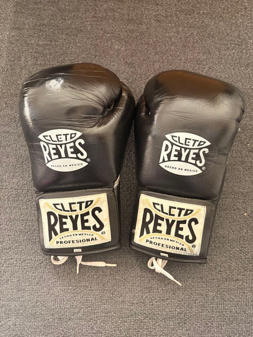 CLETO REYES レイジェス 10ozボクシンググローブ 紐　黒