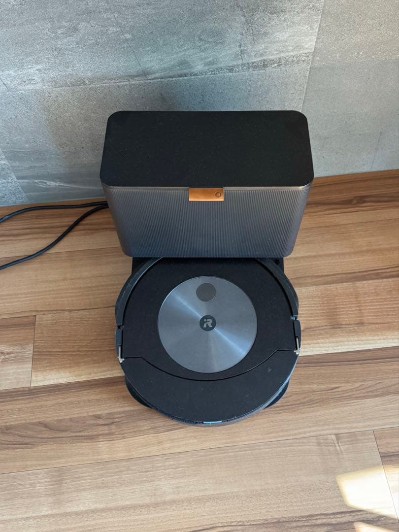 iRobot Roomba Combo j7+ 拭き掃除・自動ゴミ収集