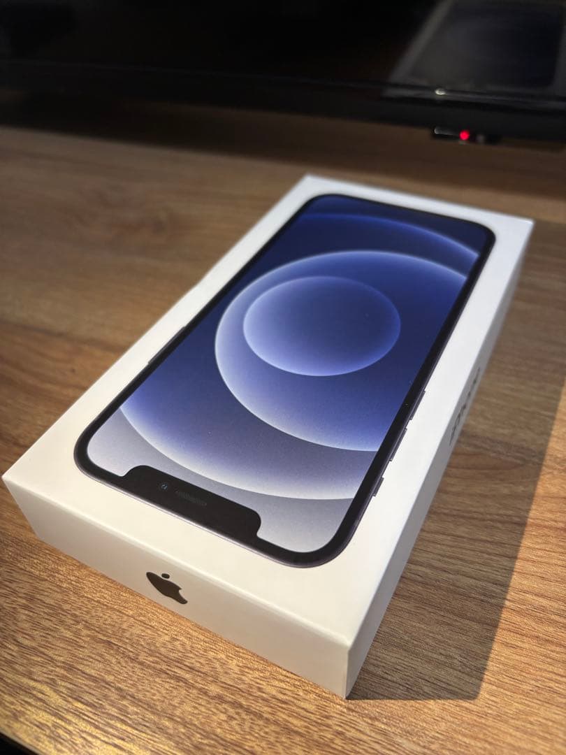 Apple iPhone 12 ブラック 本体