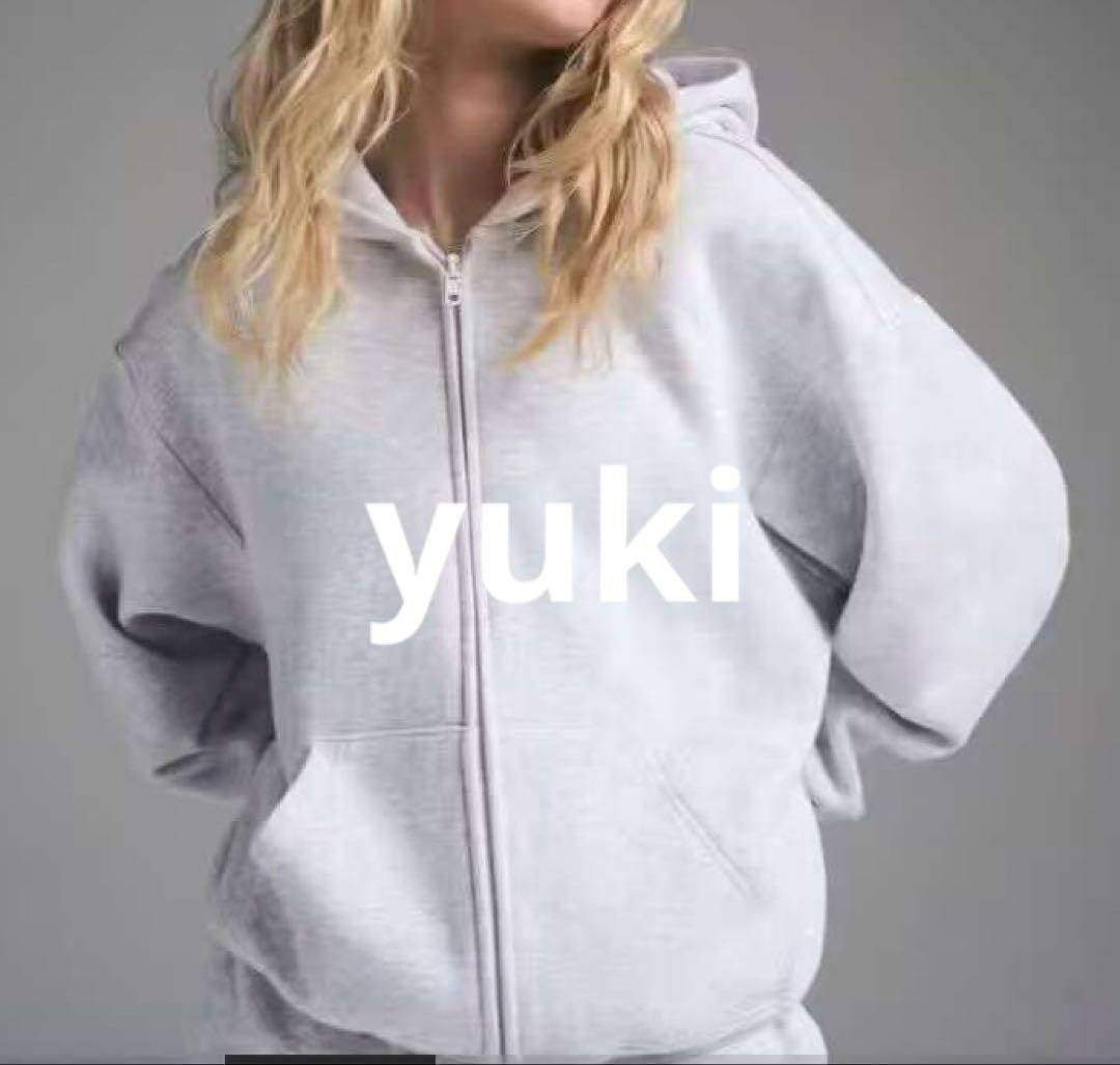 skims ジップアップ付きパーカー