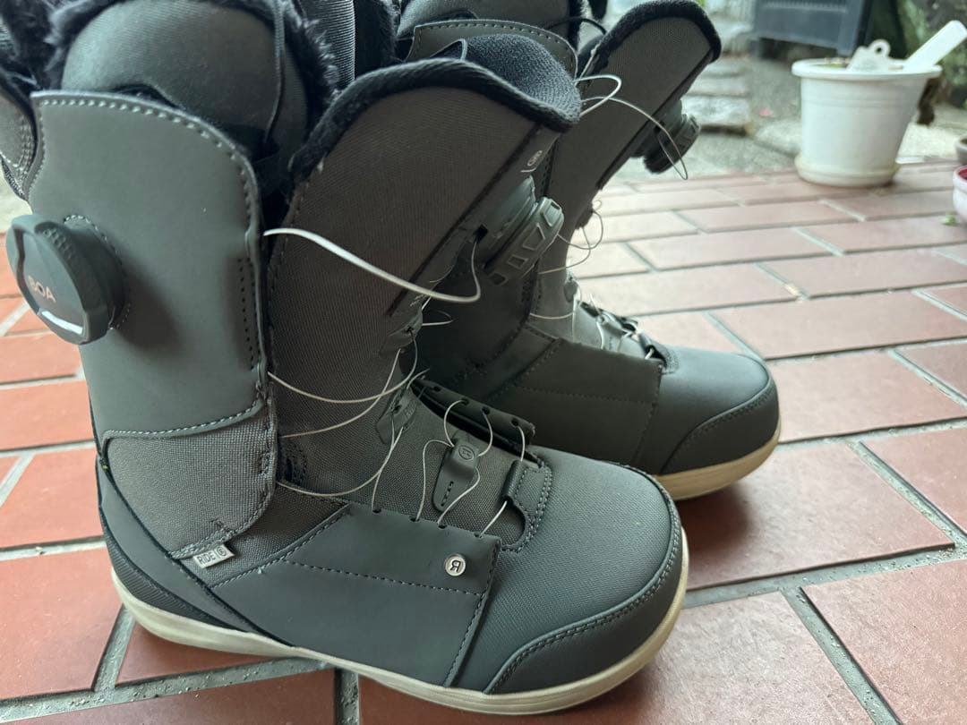 ピヨンヌ　ride HERA スノーボード ブーツ
