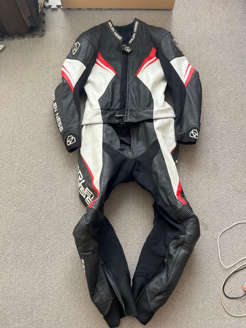 【1/28まで】 ARLEN NESSレザー バイクツナギ　サーキットサイズ52