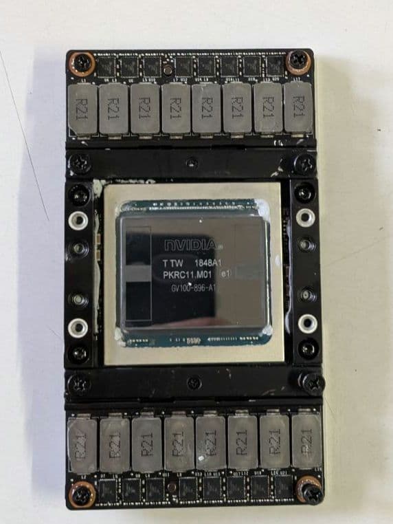 NVDIA Tesla V100 SXM2 ×2基