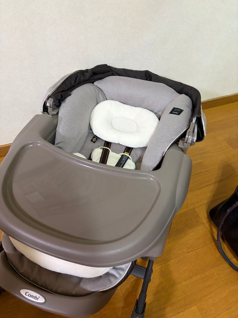 【極美品！】コンビ ネムリラ AT BEDi EGおやすみドーム付 電動