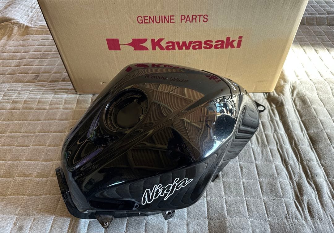 ninja250 タンク　M.S.BLACK