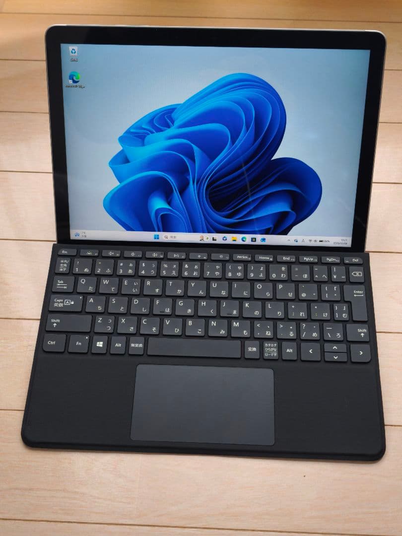 Surface Go3 64GB キーボード・タッチペン付