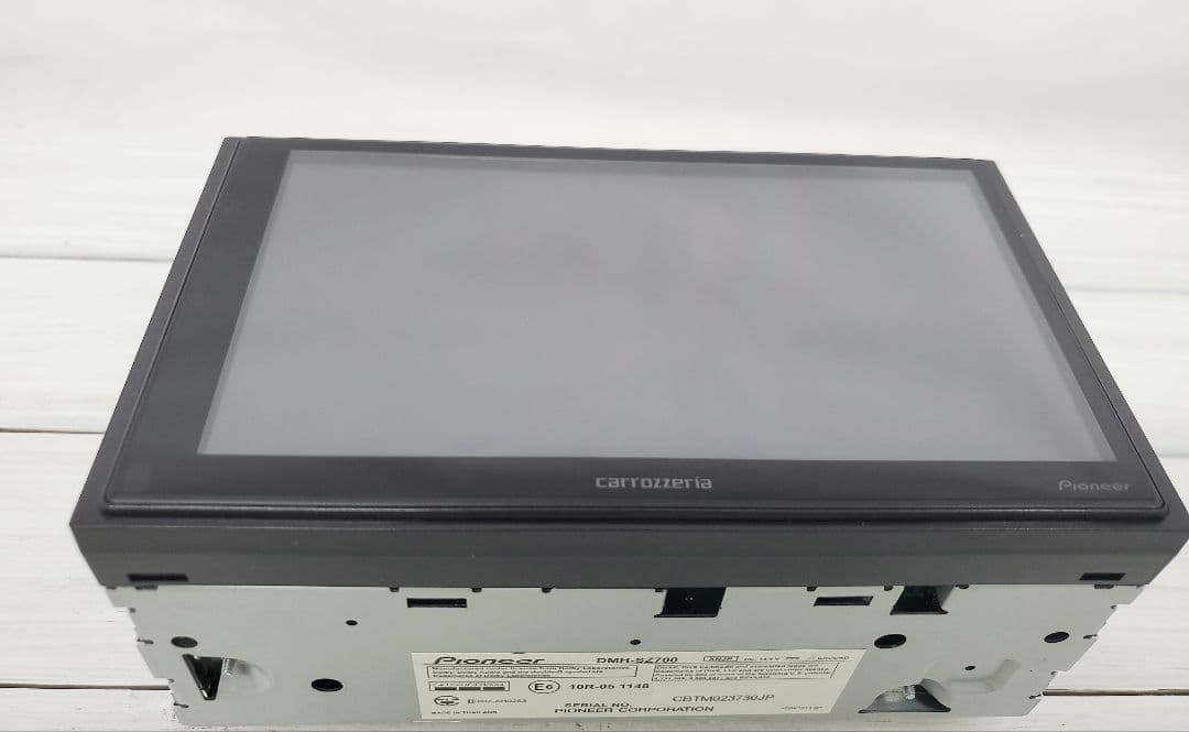 Pioneer パイオニア ディスプレイオーディオ DMH-SZ700