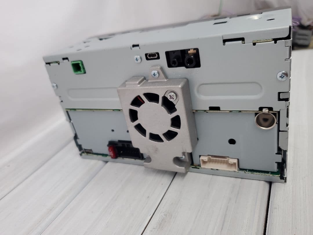 Pioneer パイオニア ディスプレイオーディオ DMH-SZ700