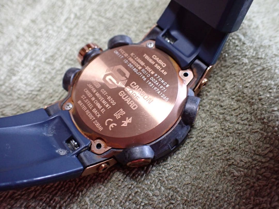 CASIO カシオBluetoothソーラー G-SHOCK GST-B200