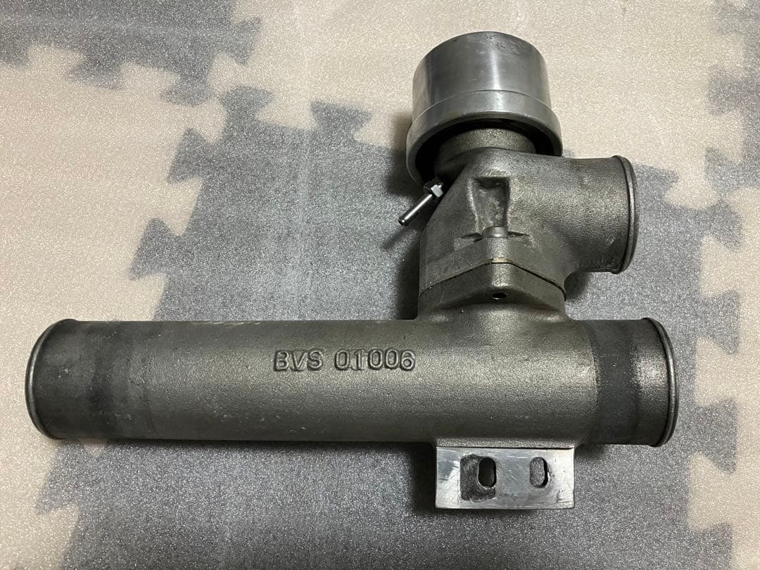 トラスト　ブローオフバルブ　タイプRかな？