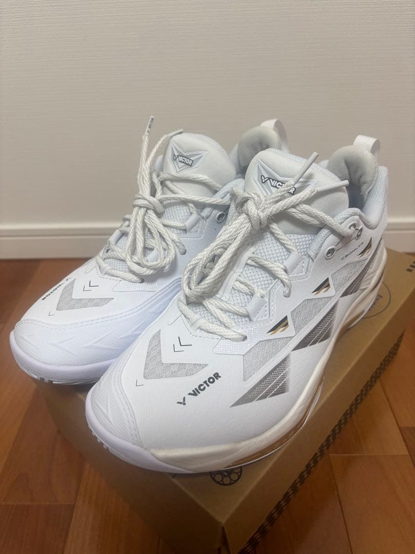 Victor バドミントンシューズ　C90NLite A 26.5㎝