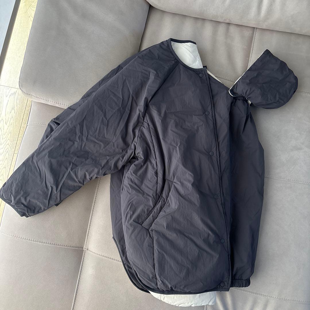 コニー　リバーシブル ダウンジャケット