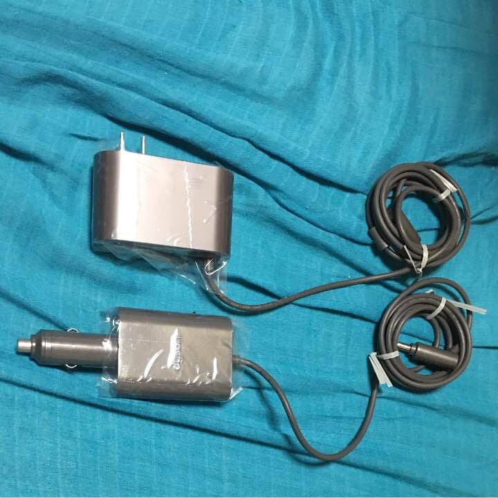 ダイソンACアダプター 室内用、車載用セット、純正品