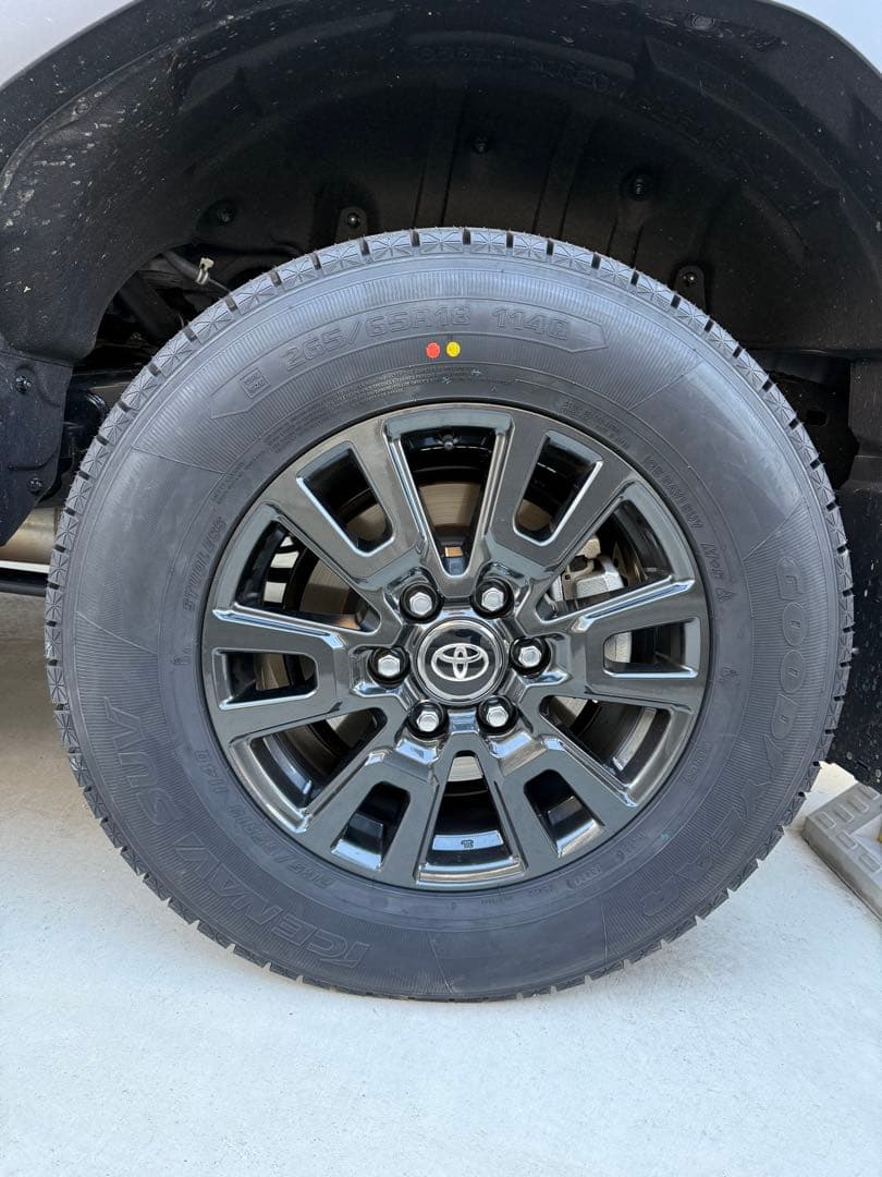 ランクル250 純正18インチホイール＋スタッドレス 265/65R18ナット付