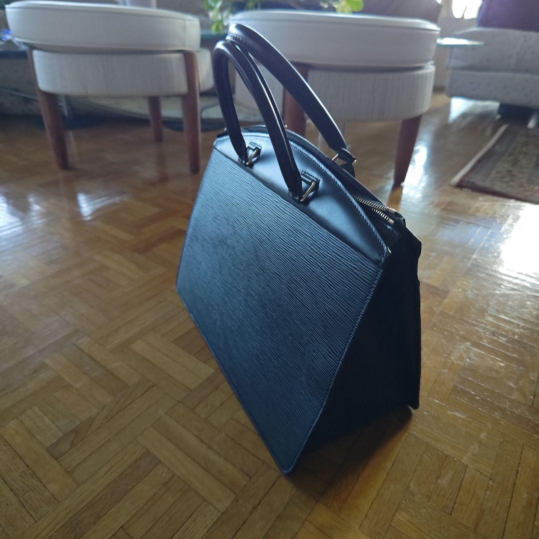 ルイ・ヴィトン エピレザー ビジネスバッグ ネイビー