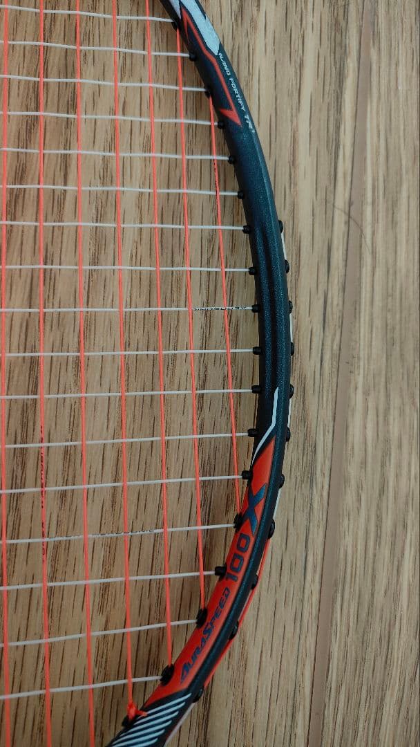 Victor 100X バドミントンラケット 専用ケース付き