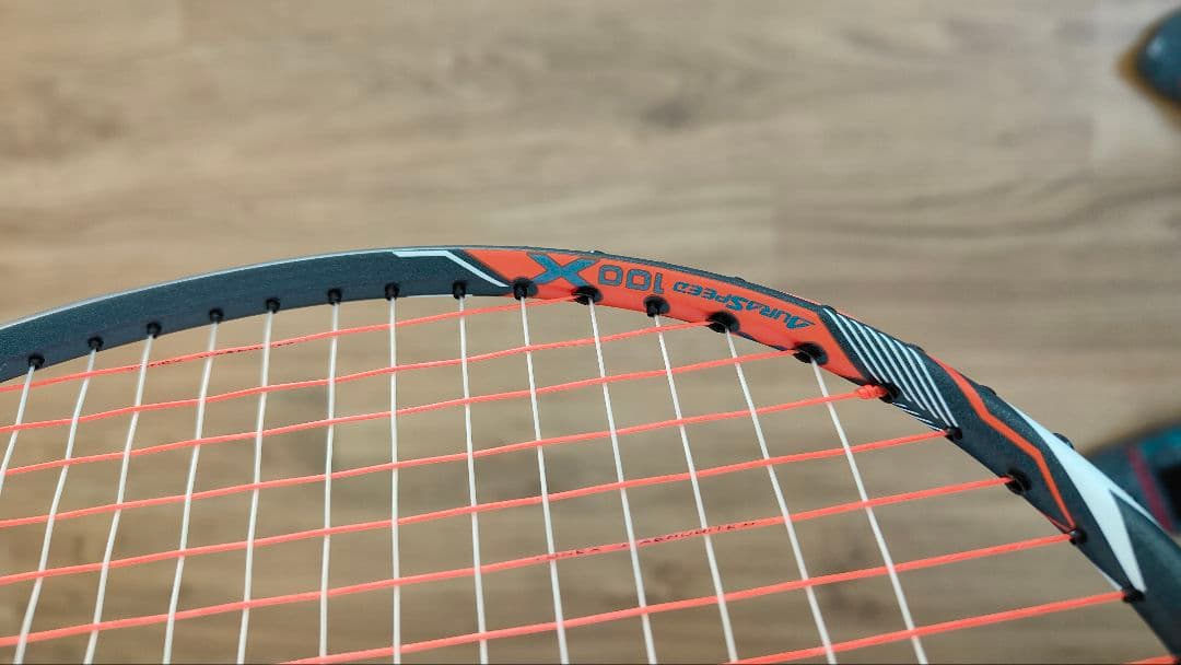 Victor 100X バドミントンラケット 専用ケース付き