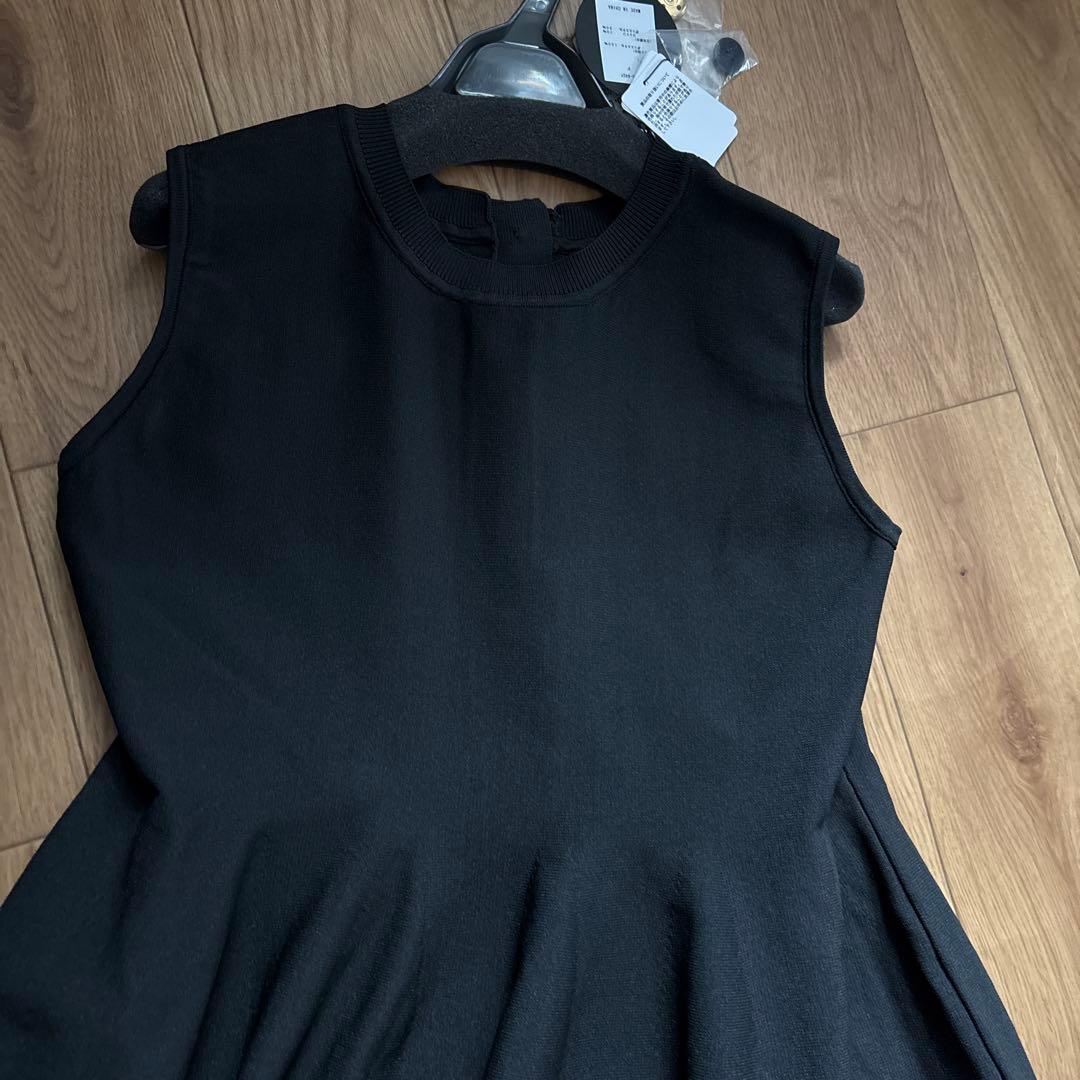 新品タグ付き　Aga Blackスコットクラブ　タフタ切替ニットロングワンピース