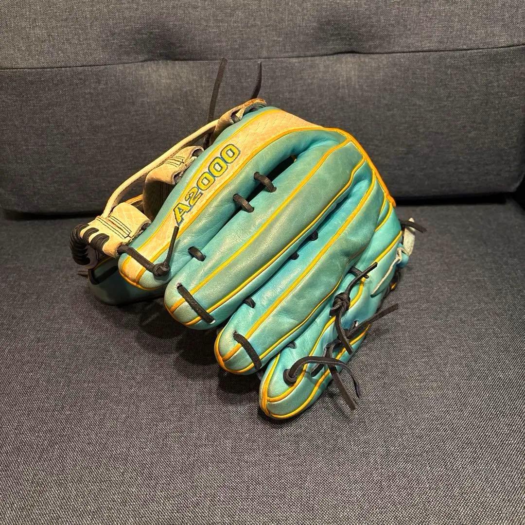 ぴ*ぴ様 【日本未発売】Wilson A2000 1799 12.75インチ 硬