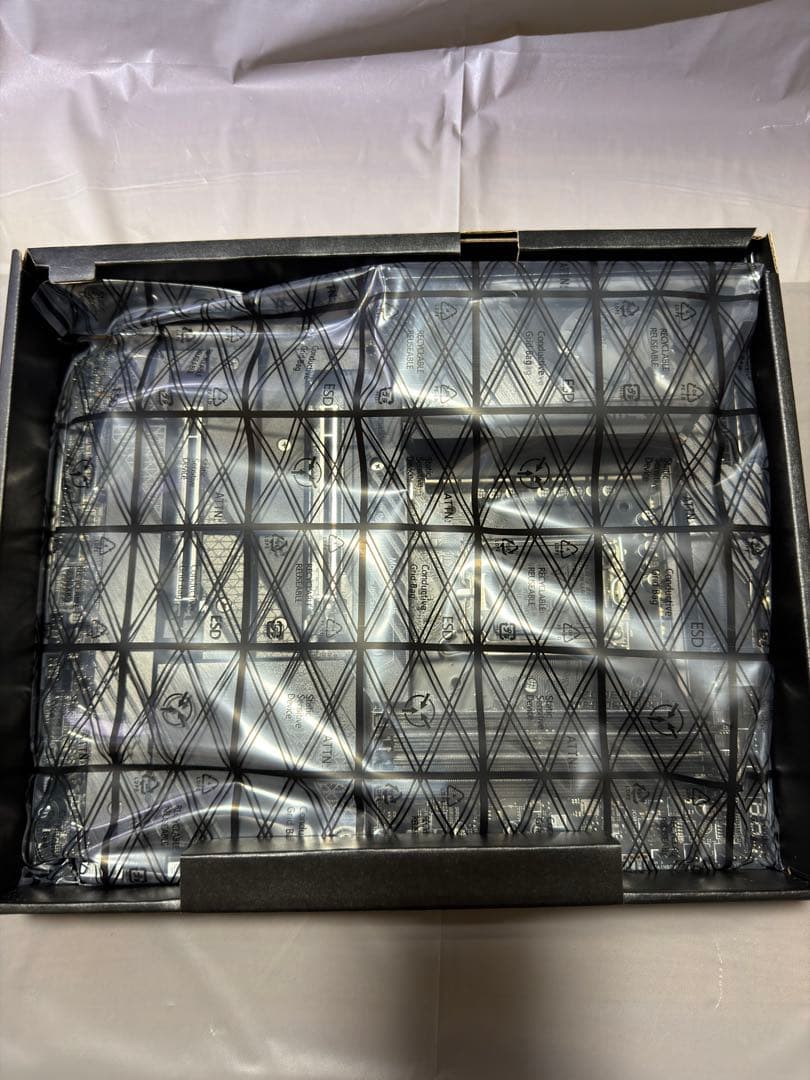 ビ*プ様 [新品][未開封]MSI MEG Z690 UNIFY マザーボード