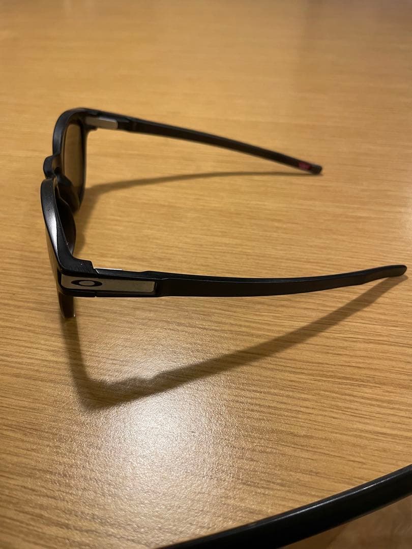 oakley latch サングラス　PRIZMレンズ