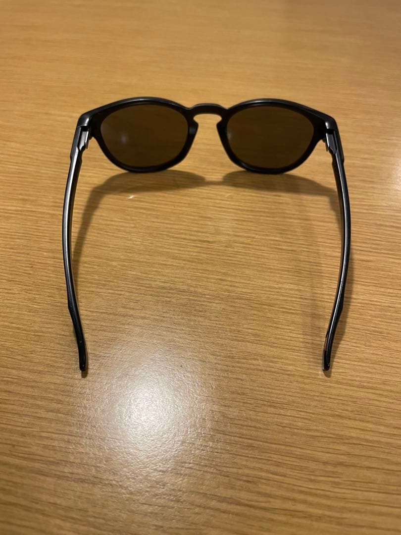 oakley latch サングラス　PRIZMレンズ