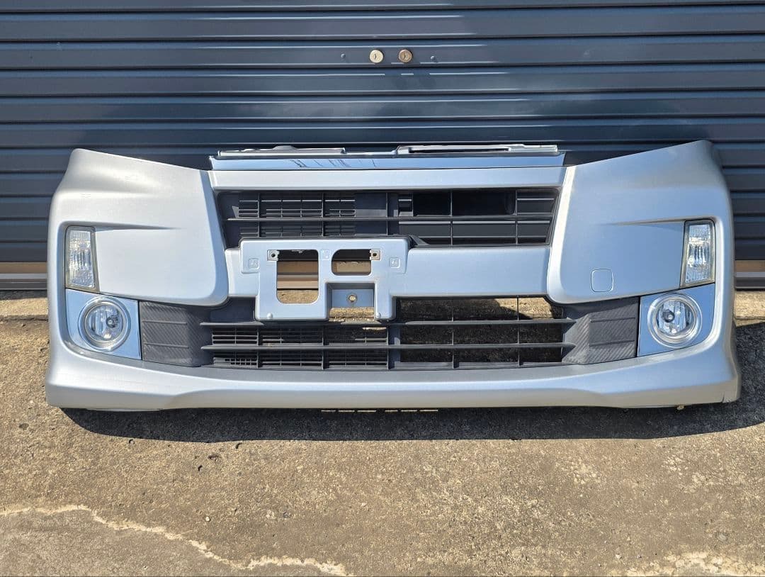 LA100S　後期 ムーヴカスタム 純正 フロントバンパー S28 シルバー