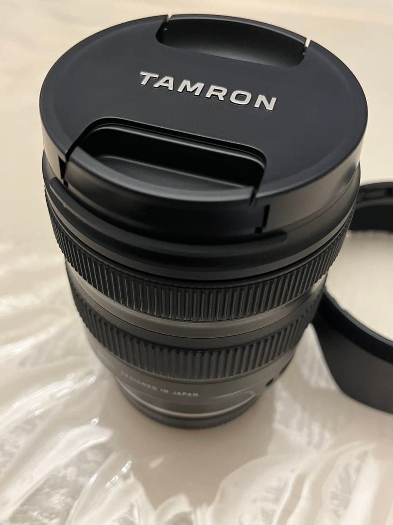 極美品TAMRON 20-40mm F/2.8 Di III VXDズームレンズ