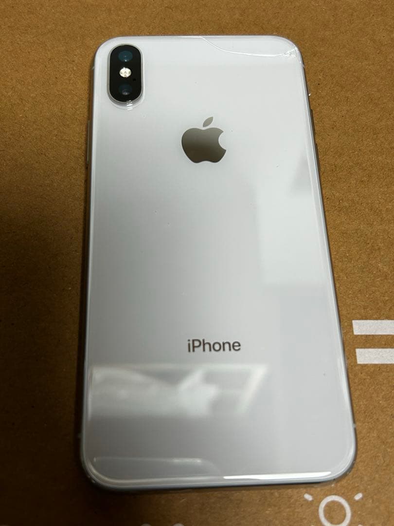 Apple iPhone X 64GB シルバー SIMフリー